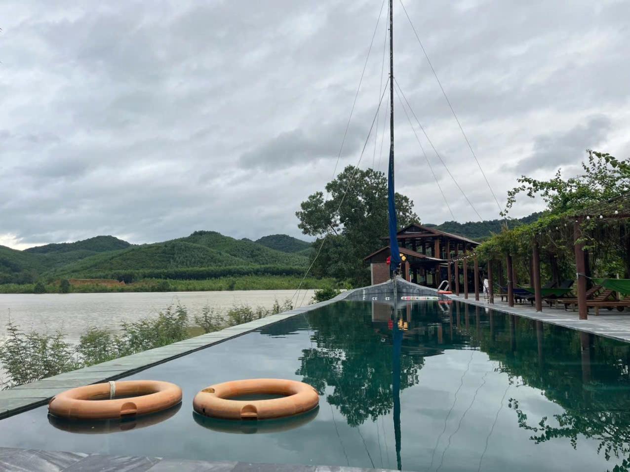 Nguyen Shack Retreat Resort ฟ็องญา ภายนอก รูปภาพ
